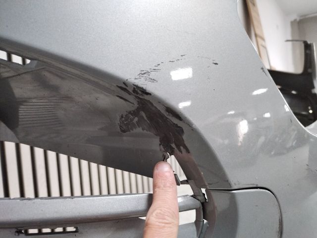 bontott FORD ECOSPORT Első Lökhárító (Üresen)