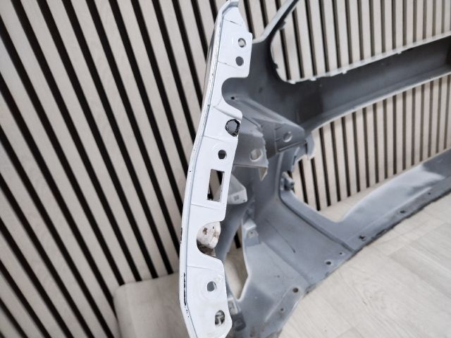 bontott FORD ECOSPORT Első Lökhárító (Üresen)