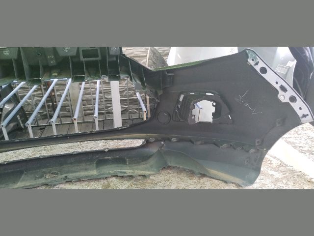 bontott FORD ECOSPORT Első Lökhárító (Üresen)