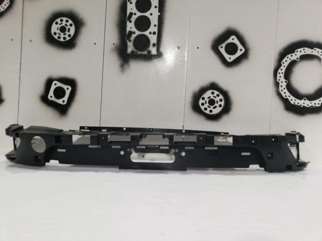 bontott FORD ECOSPORT Hátsó középső Lökhárító Tartó (Műanyag)