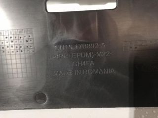 bontott FORD ECOSPORT Hátsó középső Lökhárító Tartó (Műanyag)