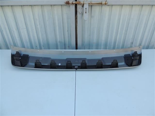 bontott FORD ECOSPORT Hátsó Lökhárító Díszléc