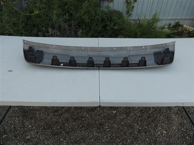 bontott FORD ECOSPORT Hátsó Lökhárító Díszléc