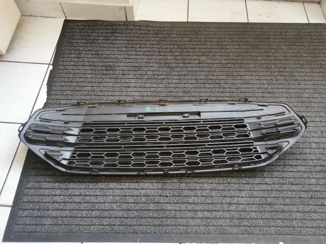 bontott FORD ECOSPORT Hűtőrács