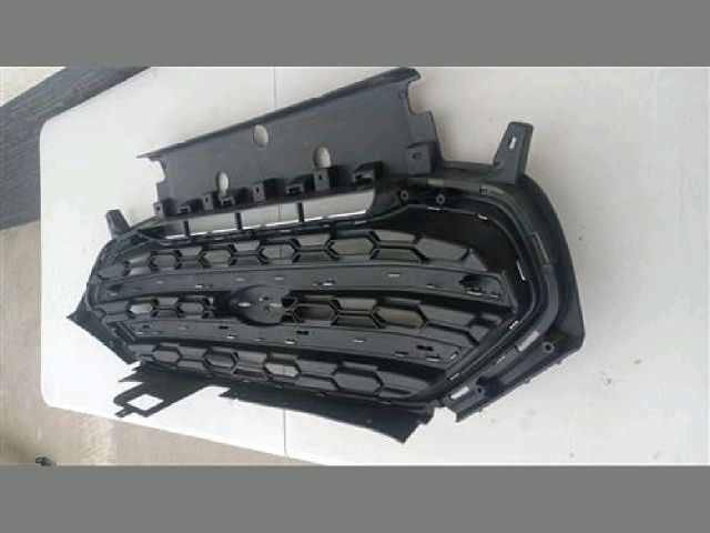 bontott FORD ECOSPORT Hűtőrács