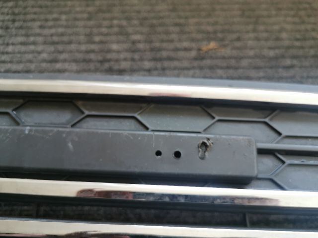 bontott FORD ECOSPORT Hűtőrács