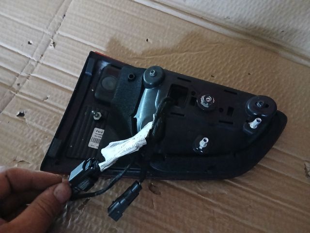 bontott FORD ECOSPORT Jobb Belső Hátsó Lámpa