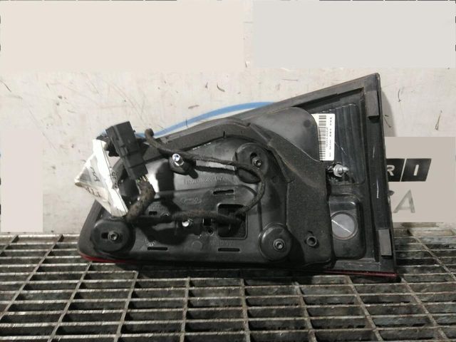 bontott FORD ECOSPORT Jobb Belső Hátsó Lámpa