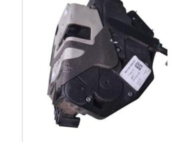 bontott FORD ECOSPORT Jobb első Ajtózár