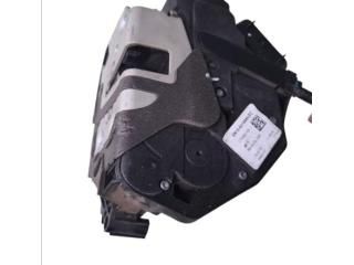 bontott FORD ECOSPORT Jobb első Ajtózár