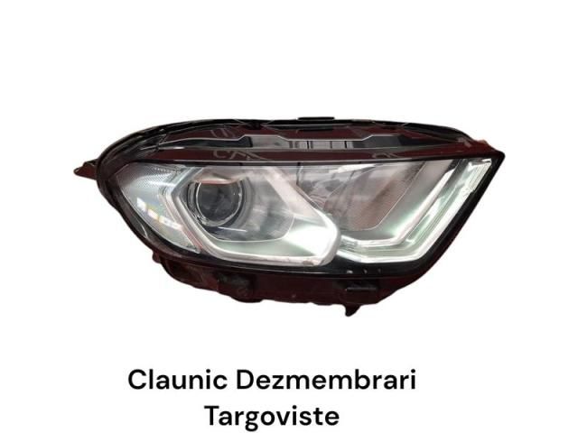 bontott FORD ECOSPORT Jobb Fényszóró