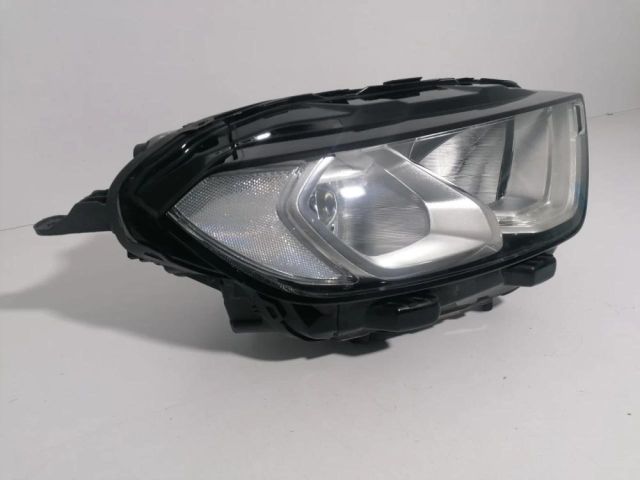 bontott FORD ECOSPORT Jobb Fényszóró