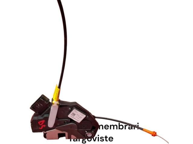 bontott FORD ECOSPORT Jobb hátsó Ajtózár