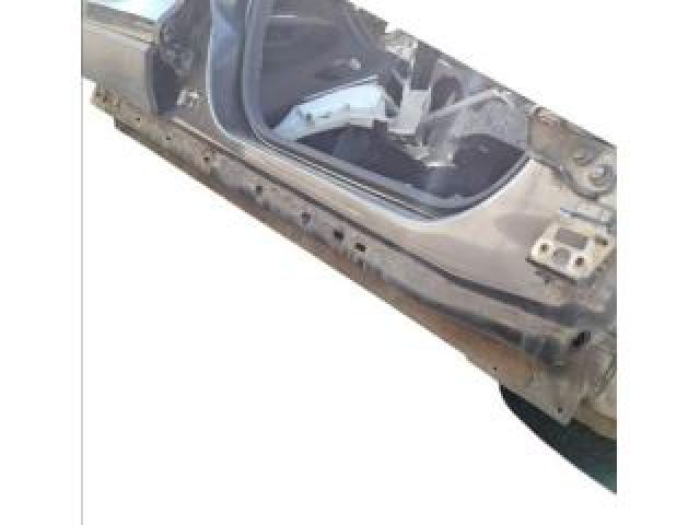 bontott FORD ECOSPORT Jobb Küszöb