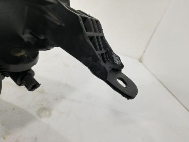 bontott FORD ECOSPORT Jobb Xenon Fényszóró