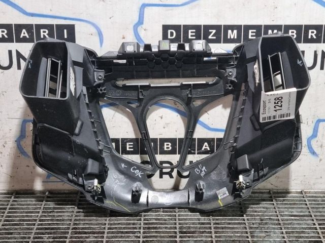 bontott FORD ECOSPORT Középső Szellőző