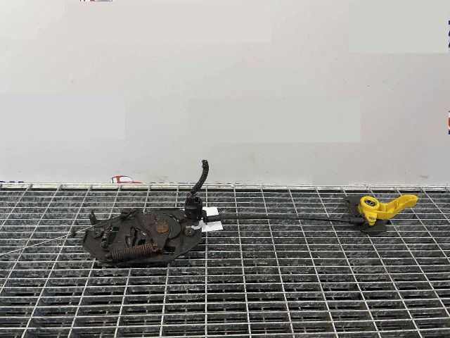 bontott FORD ECOSPORT Motorháztető Zárszerkezet