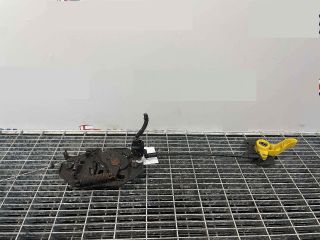 bontott FORD ECOSPORT Motorháztető Zárszerkezet