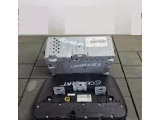 bontott FORD ECOSPORT Navigációs Fejegység