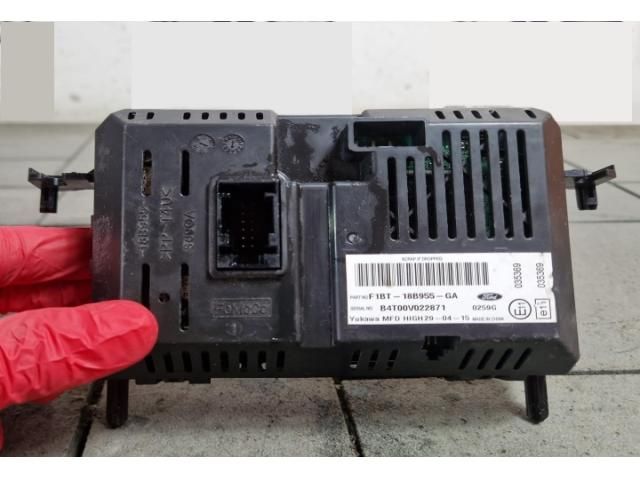 bontott FORD ECOSPORT Navigációs Fejegység