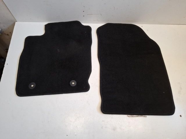 bontott FORD ECOSPORT Padlószőnyeg