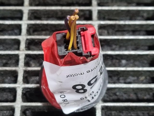 bontott FORD ECOSPORT Start / Stop Indító Gomb