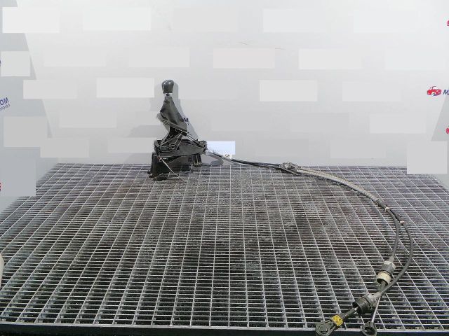 bontott FORD ECOSPORT Váltógomb