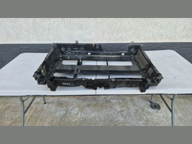 bontott FORD ECOSPORT Vízhűtő Radiátor Tartó