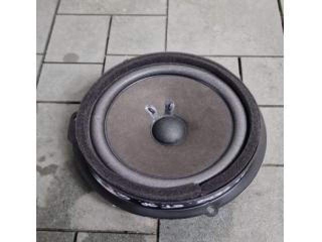 bontott FORD EDGE Bal hátsó Hangszóró