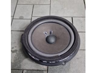 bontott FORD EDGE Bal hátsó Hangszóró