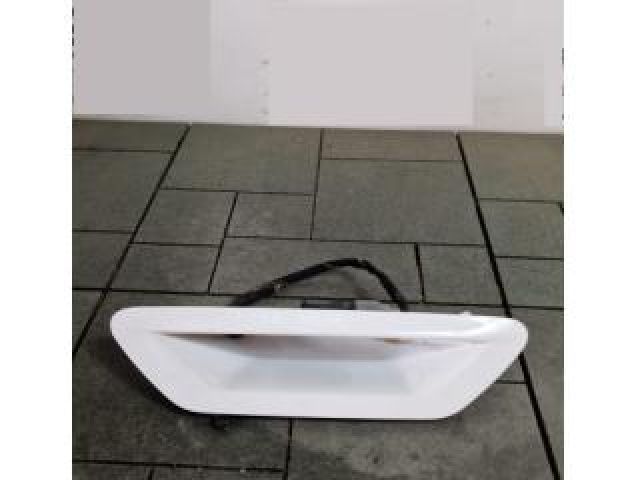 bontott FORD EDGE Csomagtérajtó Kilincs