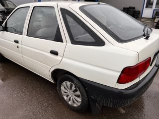 bontott FORD ESCORT Bal első Gólyaláb (Lengécsillapító, Rugó)