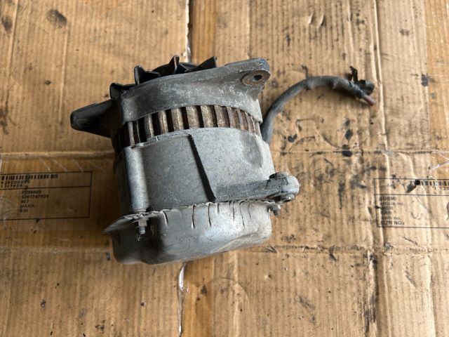 bontott FORD ESCORT Generátor