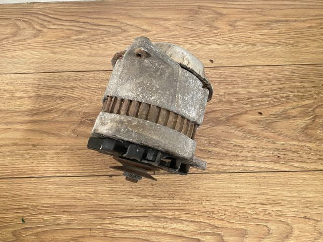 bontott FORD ESCORT Generátor