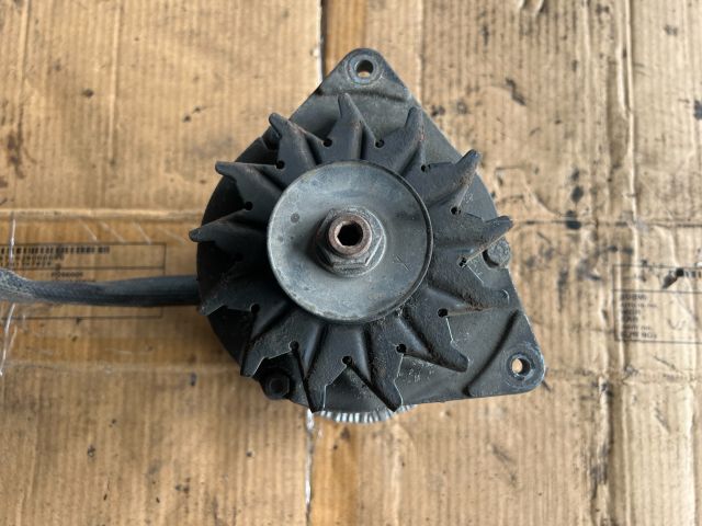 bontott FORD ESCORT Generátor