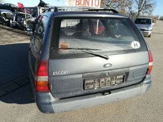 bontott FORD ESCORT Hűtőventilátor Keret