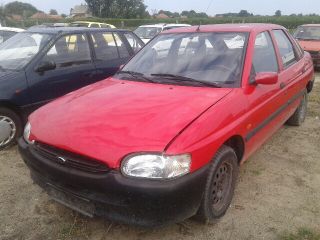 bontott FORD ESCORT Jobb első Lengőkar