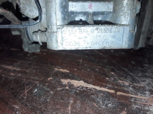 bontott FORD ESCORT Központi Injektor