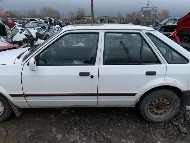 bontott FORD ESCORT Leömlő (Soros)