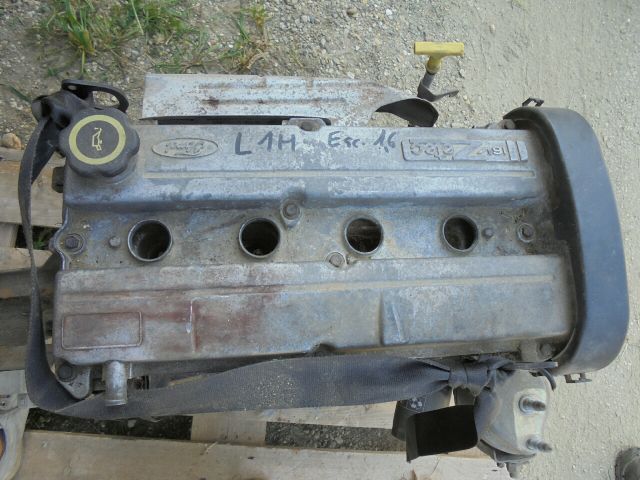bontott FORD ESCORT Motor (Fűzött blokk hengerfejjel)