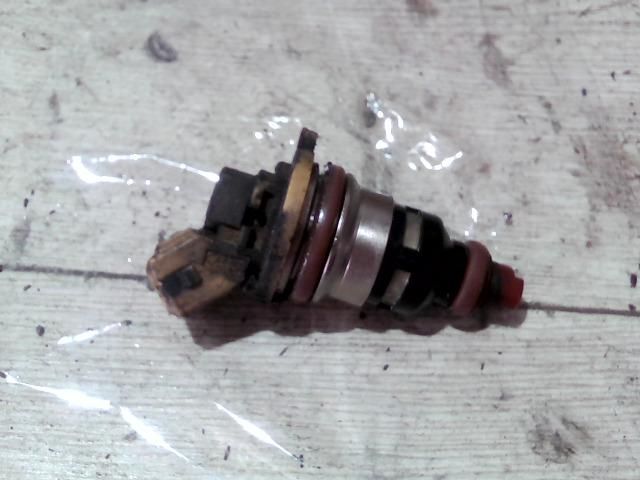 bontott FORD ESCORT Porlasztó (1 db)