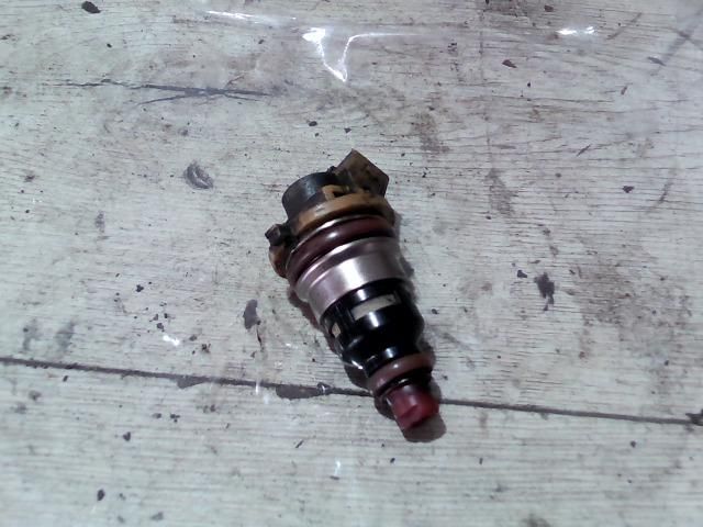 bontott FORD ESCORT Porlasztó (1 db)