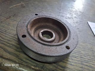 bontott FORD ESCORT Főtengely Szíjtárcsa