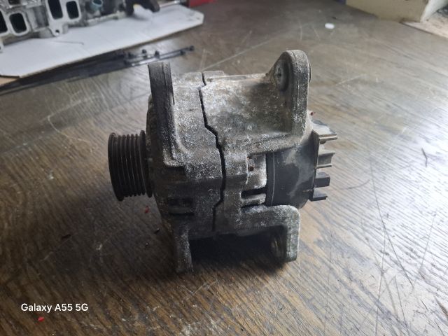 bontott FORD ESCORT Generátor