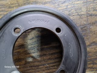 bontott FORD ESCORT Vízpumpa Szíjtárcsa