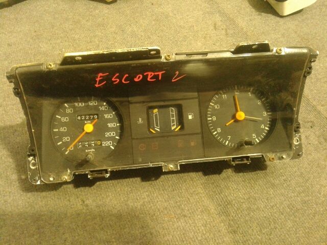 bontott FORD ESCORT Kilométeróra