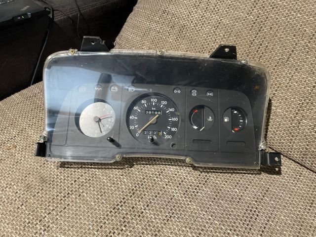 bontott FORD ESCORT Kilométeróra