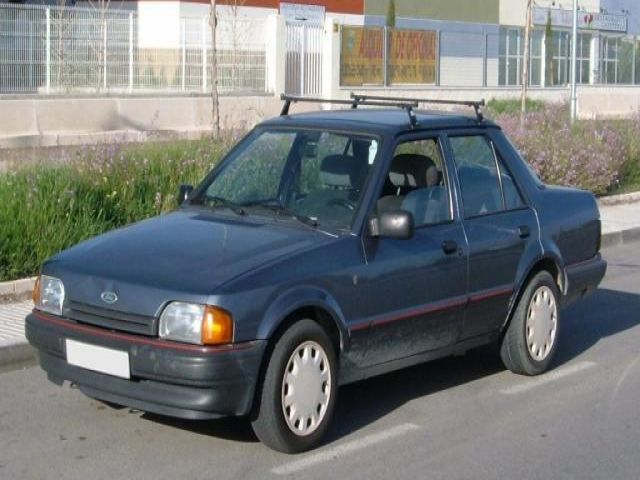 bontott FORD ESCORT Vízcső