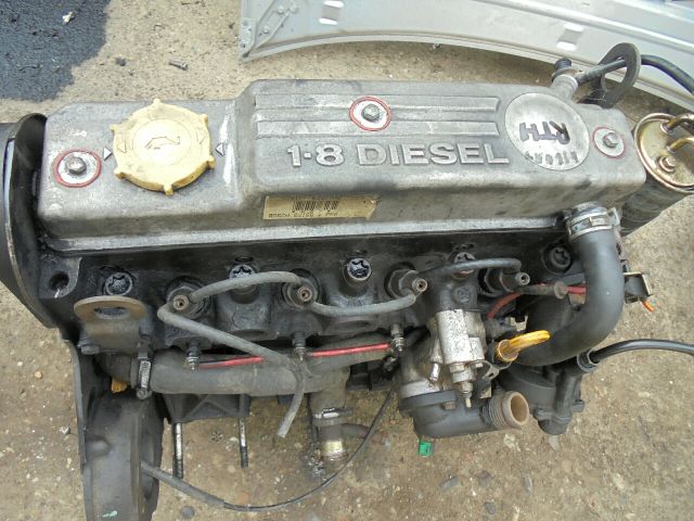 bontott FORD ESCORT Motor (Fűzött blokk hengerfejjel)