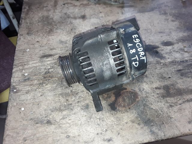 bontott FORD ESCORT Generátor